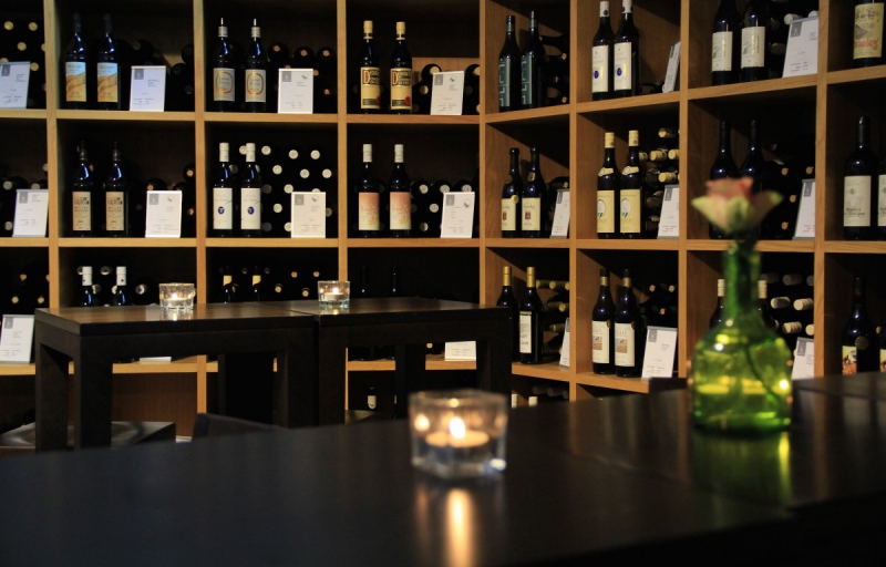 magasin-FIGANIERES-min_wine_vinorama_wine_bottle_cellar_red_wine_wines_storage_wine_rack-1077047